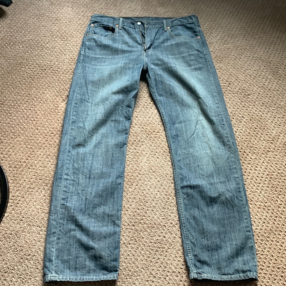 Men’s Levi’s jeans
